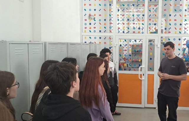 Знакомство с профессионалитетом 