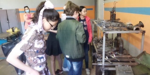 Экскурсия пришкольного летнего лагеря 