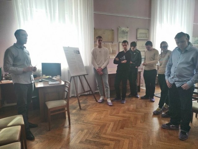 Выставка в публичной библиотеке "Архитекторы эпохи" 