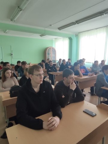 Классный час: «Легенды города ЧЕ» 
