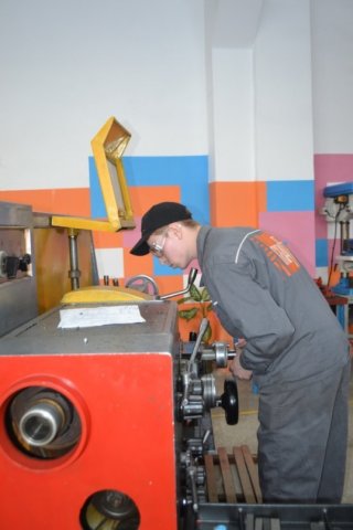 СЛАВИМ ЧЕЛОВЕКА ТРУДА!