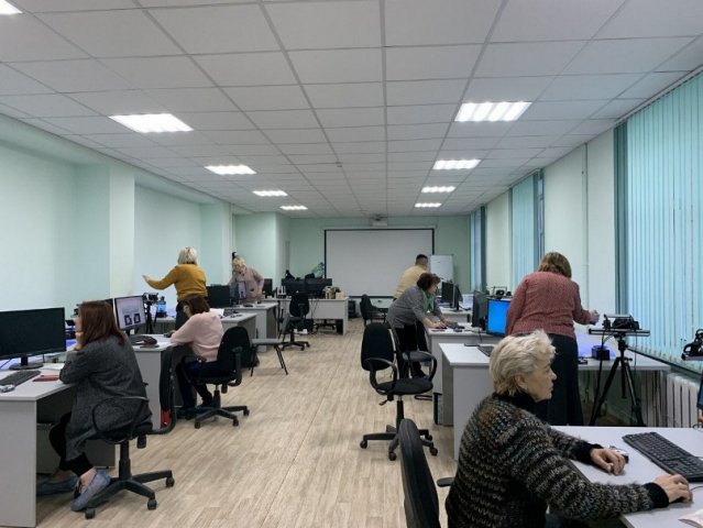 Обучения педагогических работников по освоению компетенций, обеспечивающих реализацию мероприятий ФП «Профессионалитет» 