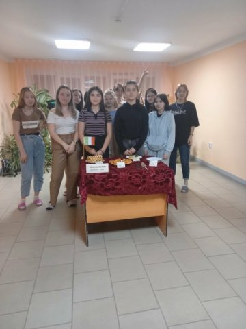 Блюда национальной кухни ко Дню единства России