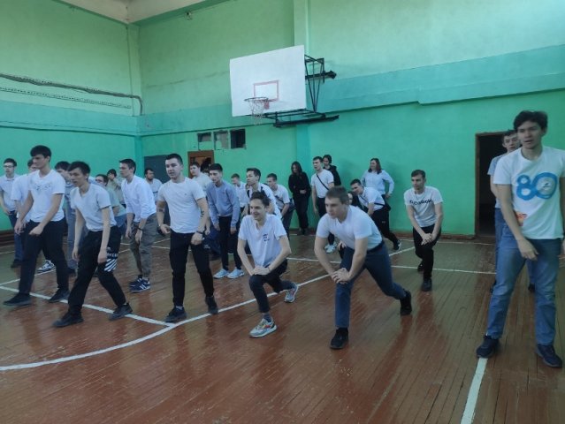 Зарядка с чемпионом 