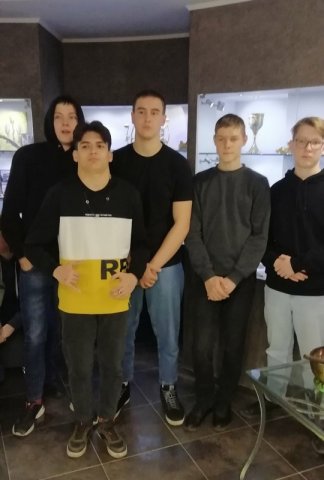 город златоустовских мастеров-оружейников