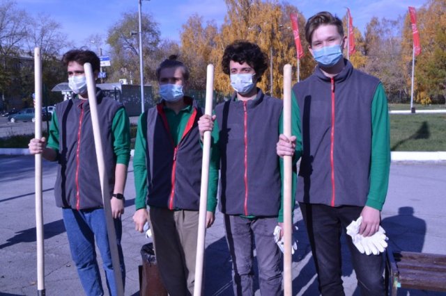  Митинг, посвященный открытию Аллеи славы