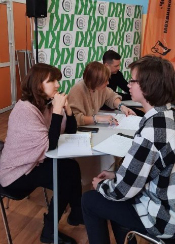 Собеседование студентов с представителями опорного предприятия АО КОНАР 