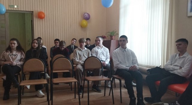 Отборочный тур на районный этап VII городского конкурса поэтического чтения "ЧиБиС" 