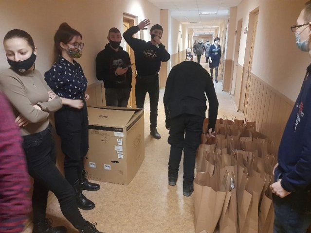Подготовка подарков 