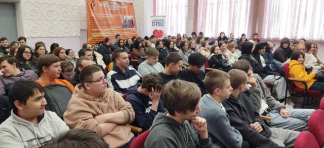 Встреса с представителям благотворительного фонда "Защити детей от наркотиков" 