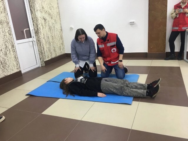 Занятие по оказанию первой медицинской помощи 