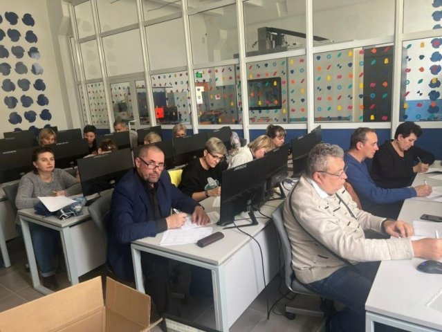  Мастера производственного обучения сдают демонстрационные экзамены