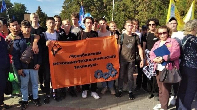 Митинг-концерт "Своих не бросаем" 