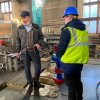 Посещение промышленную компанию 