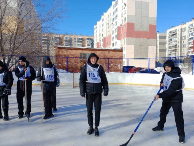 Хоккей на валенках 
