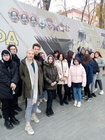  Экскурсия "Уральцы, вам, чьи руки золотые ковали здесь победу над врагом"
