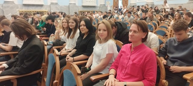 Преподаватель, вдохновляющий своим примером!